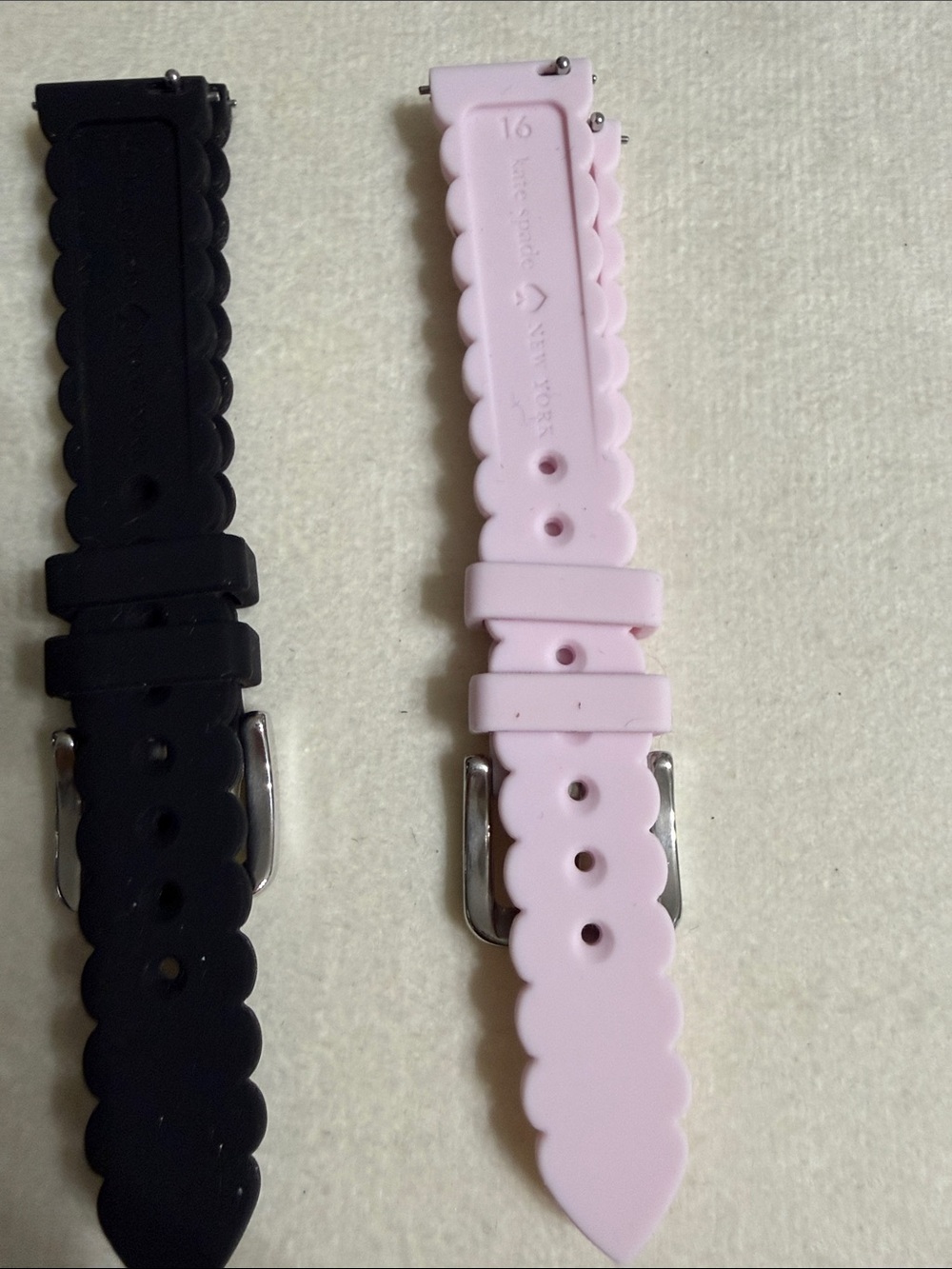 16mm kate spade Black and Pink Scalloped Silicone Watch Straps - Picture 4 of 8